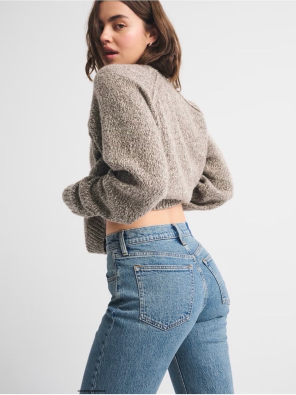 Abercrombie High Rise 90s Relaxed Jean - Picture 3 of 7